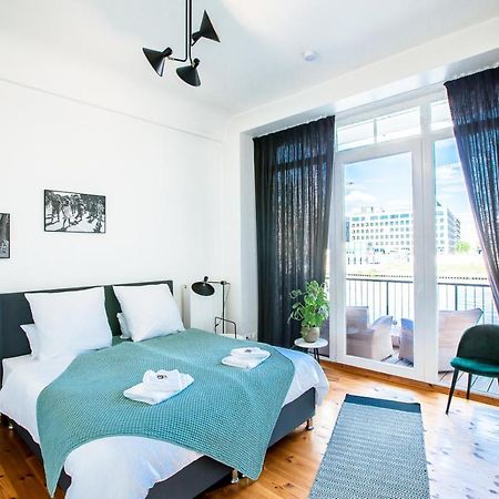 Family-Friendly Waterfront Loft, 3 Bedrooms, 130 M2 Берлин Екстериор снимка