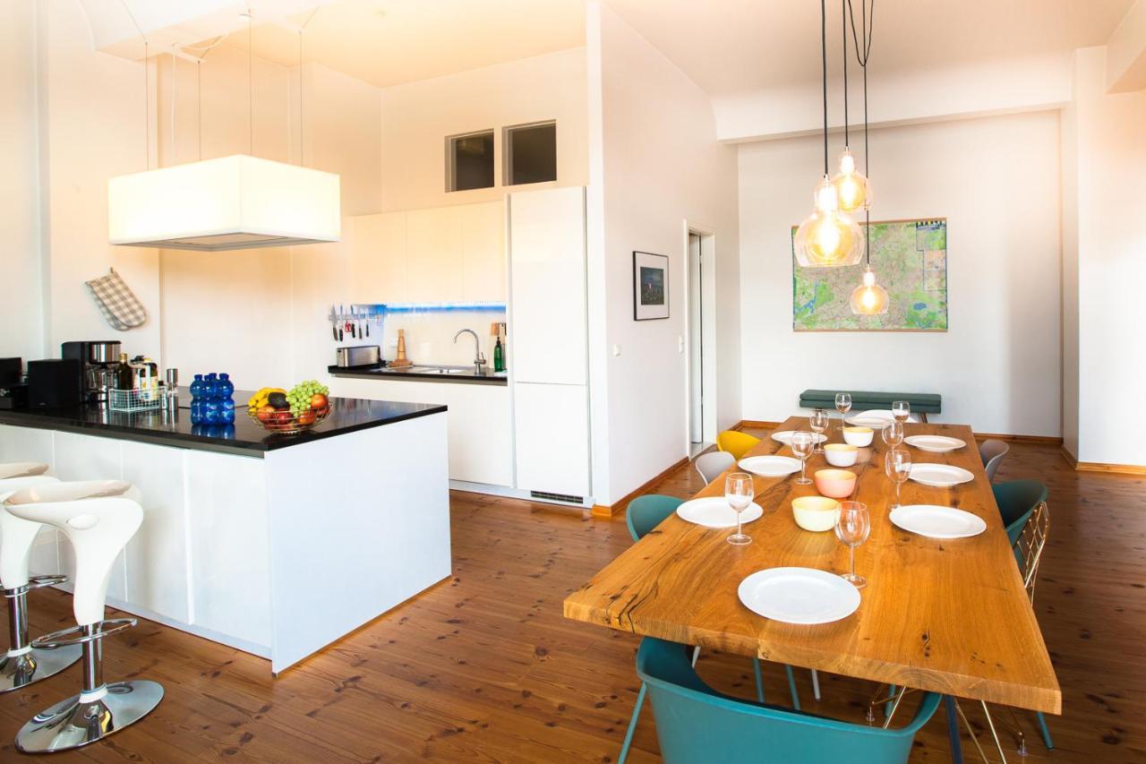 Family-Friendly Waterfront Loft, 3 Bedrooms, 130 M2 Берлин Екстериор снимка